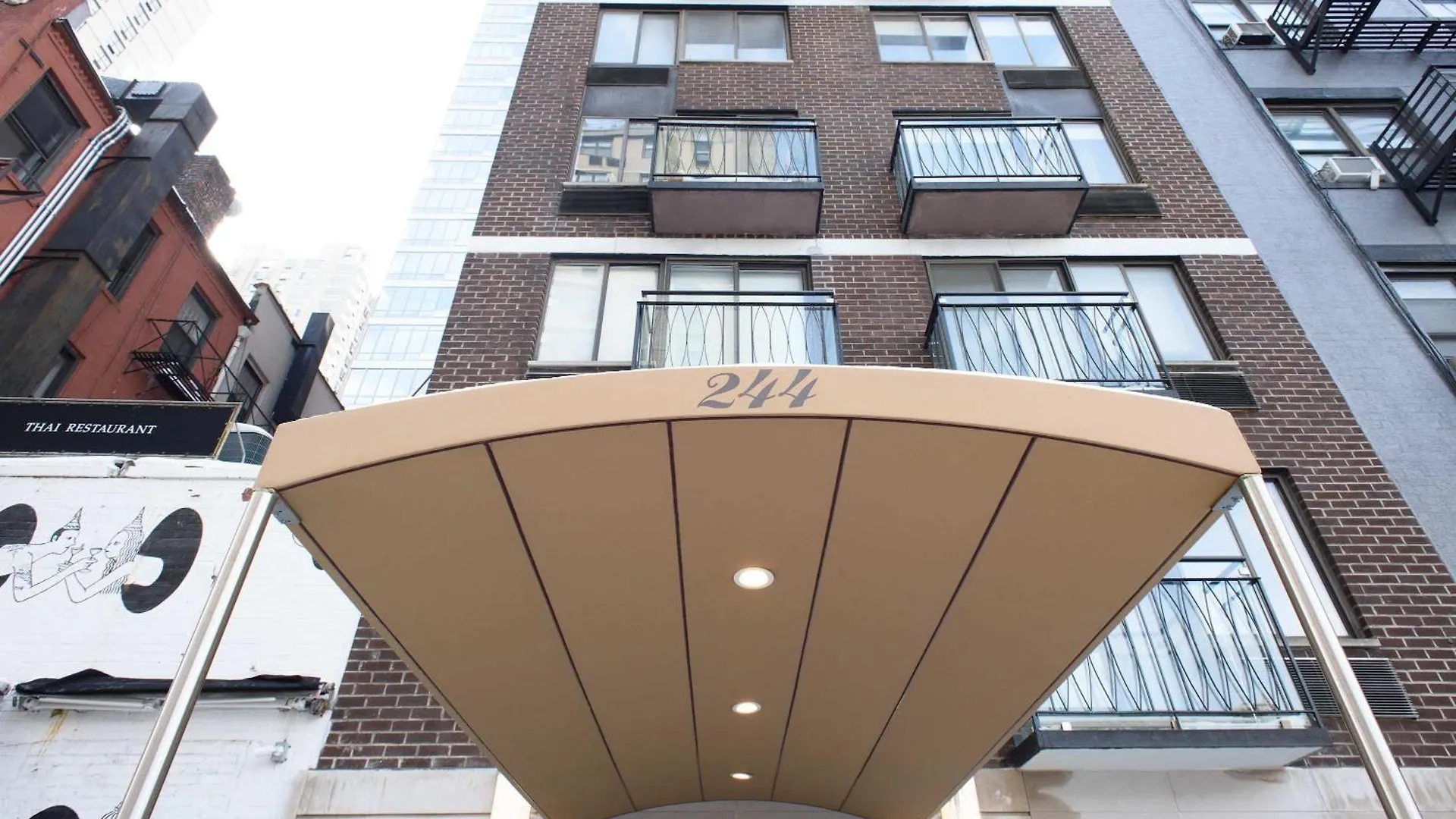 Апартаменты 75-4C New Duplex 3Br W D Elevator Walk To C Park Нью-Йорк США